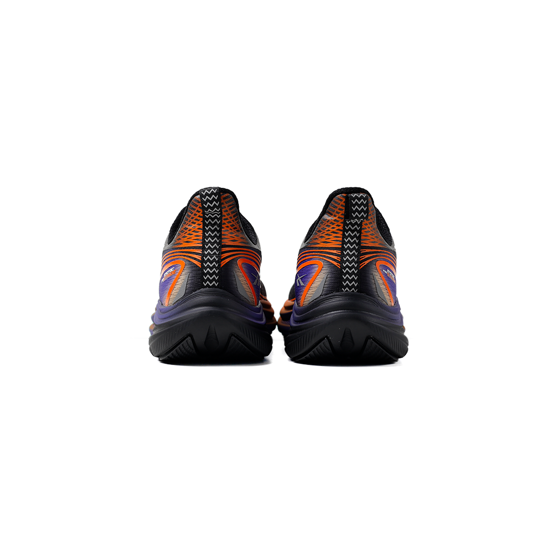 SPOTEC RUNNING WHIZZ - HITAM/ORANYE