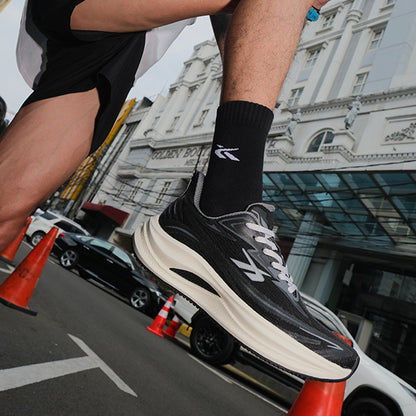 SPOTEC RUNNING PRO STRIDE 02 - HITAM/PUTIH TULANG